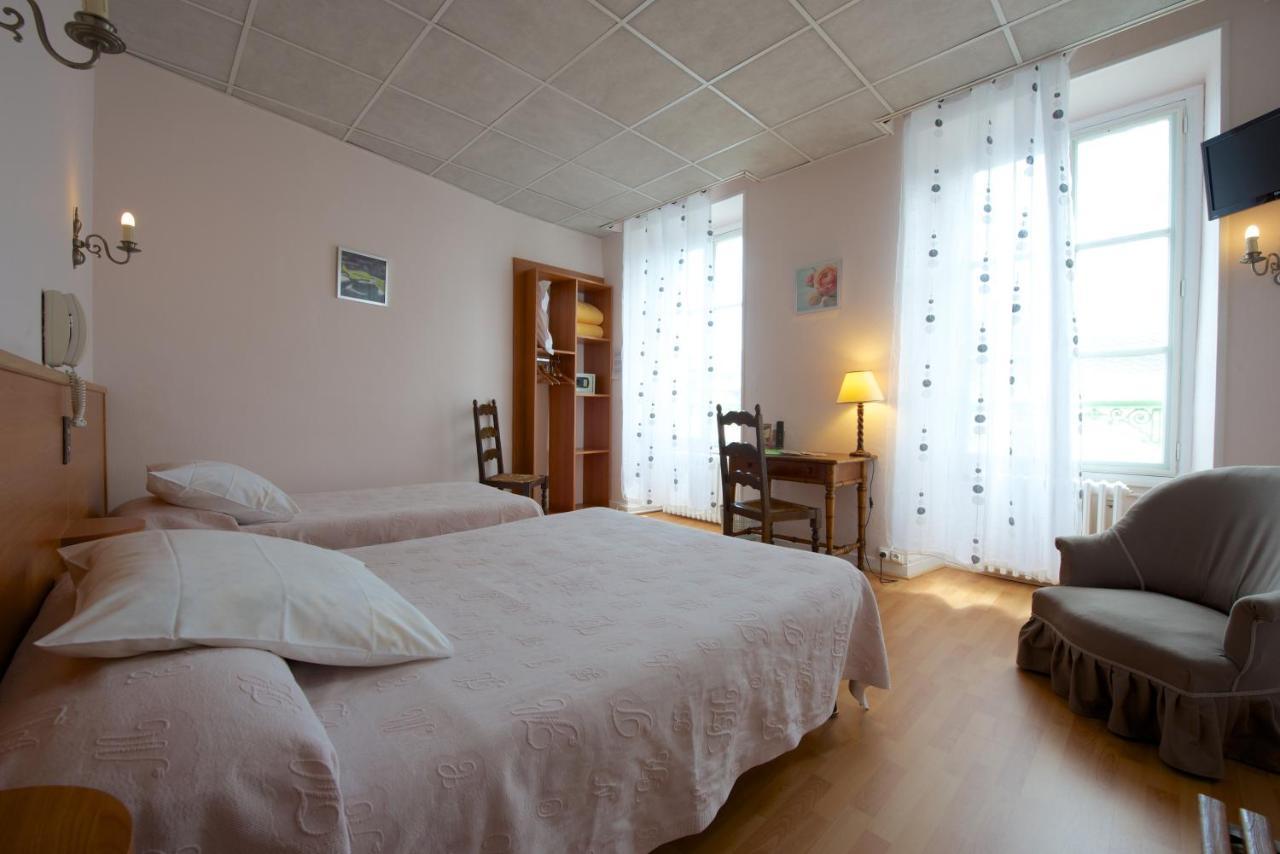 Logis Hôtel de France Arudy Buitenkant foto