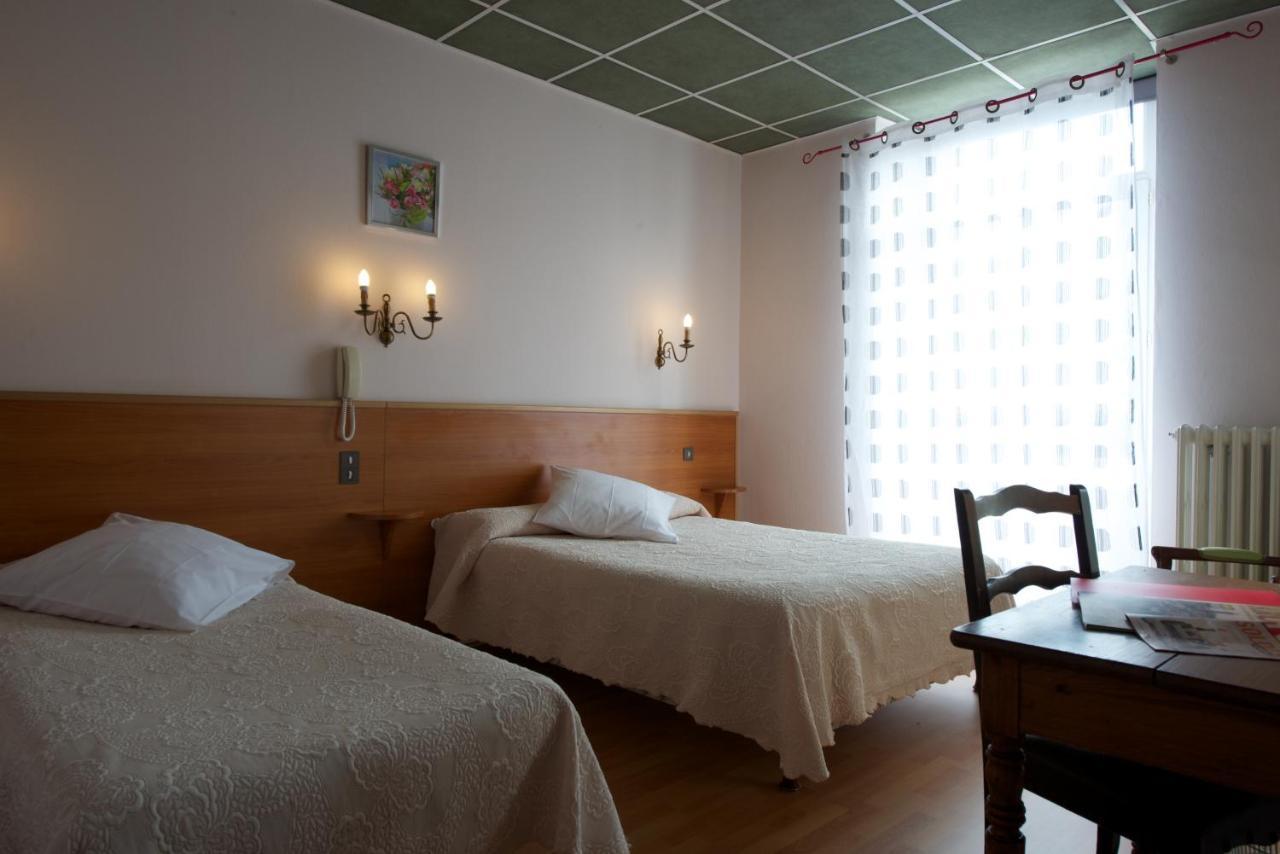 Logis Hôtel de France Arudy Buitenkant foto