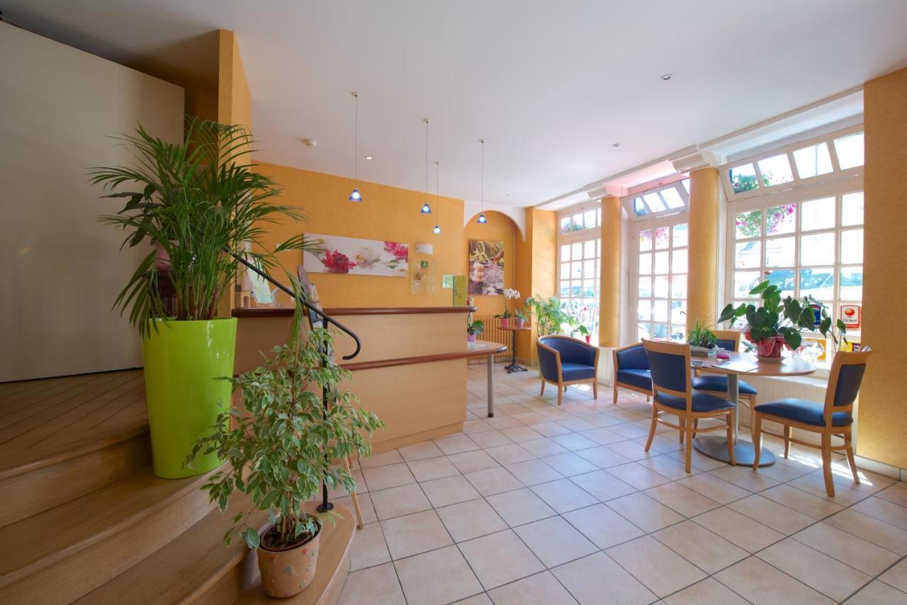 Logis Hôtel de France Arudy Buitenkant foto
