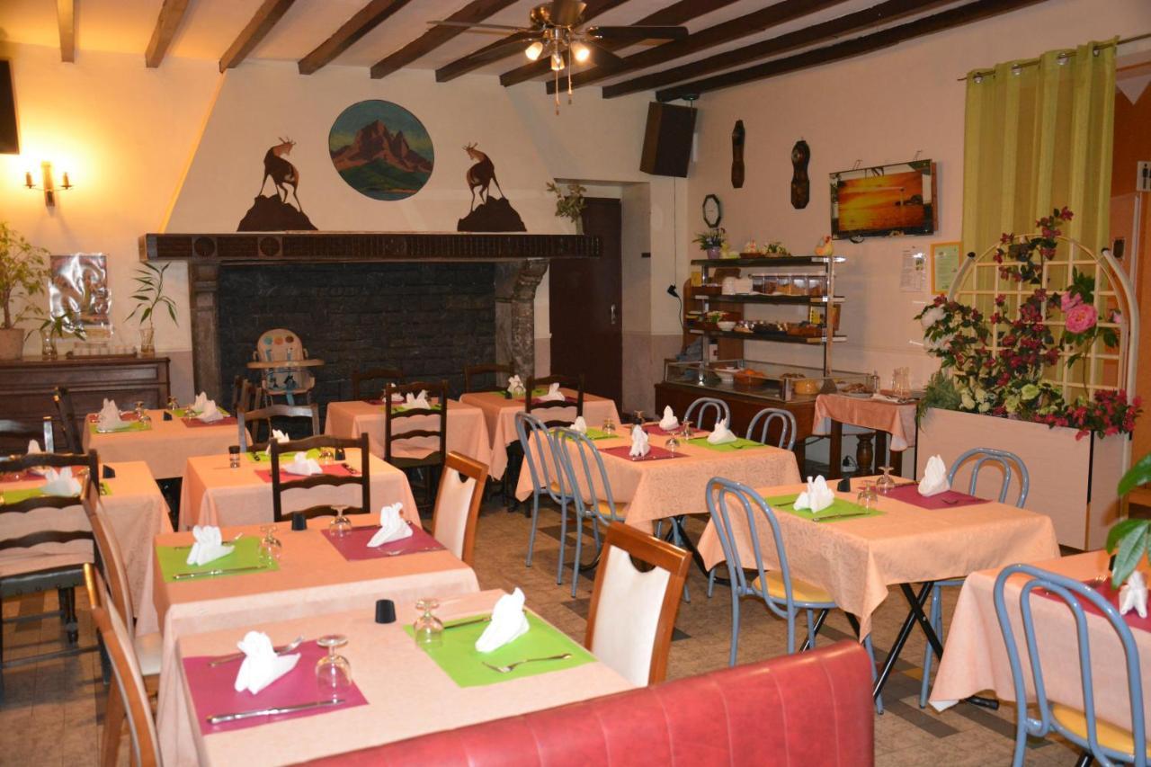 Logis Hôtel de France Arudy Buitenkant foto