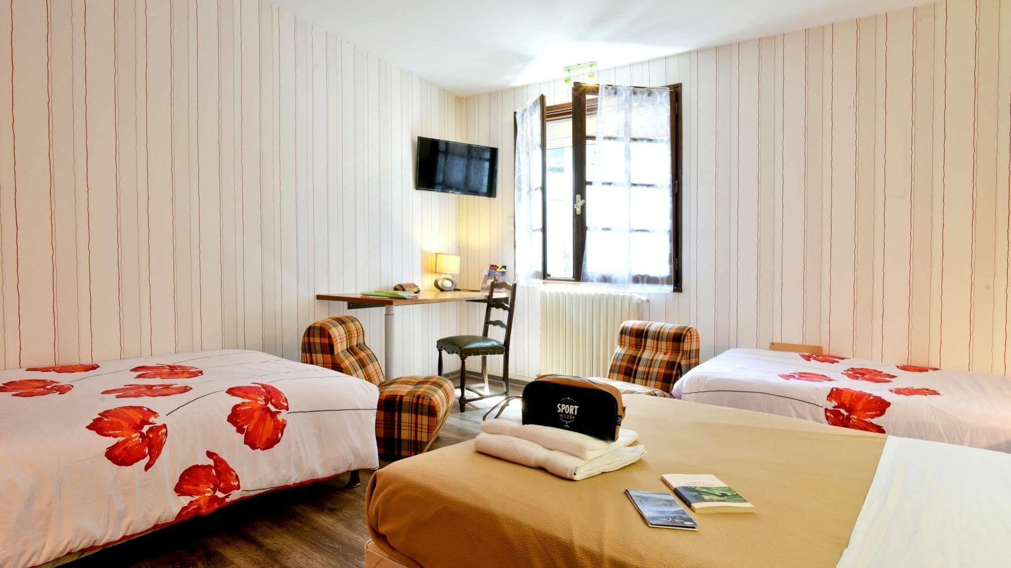 Logis Hôtel de France Arudy Buitenkant foto