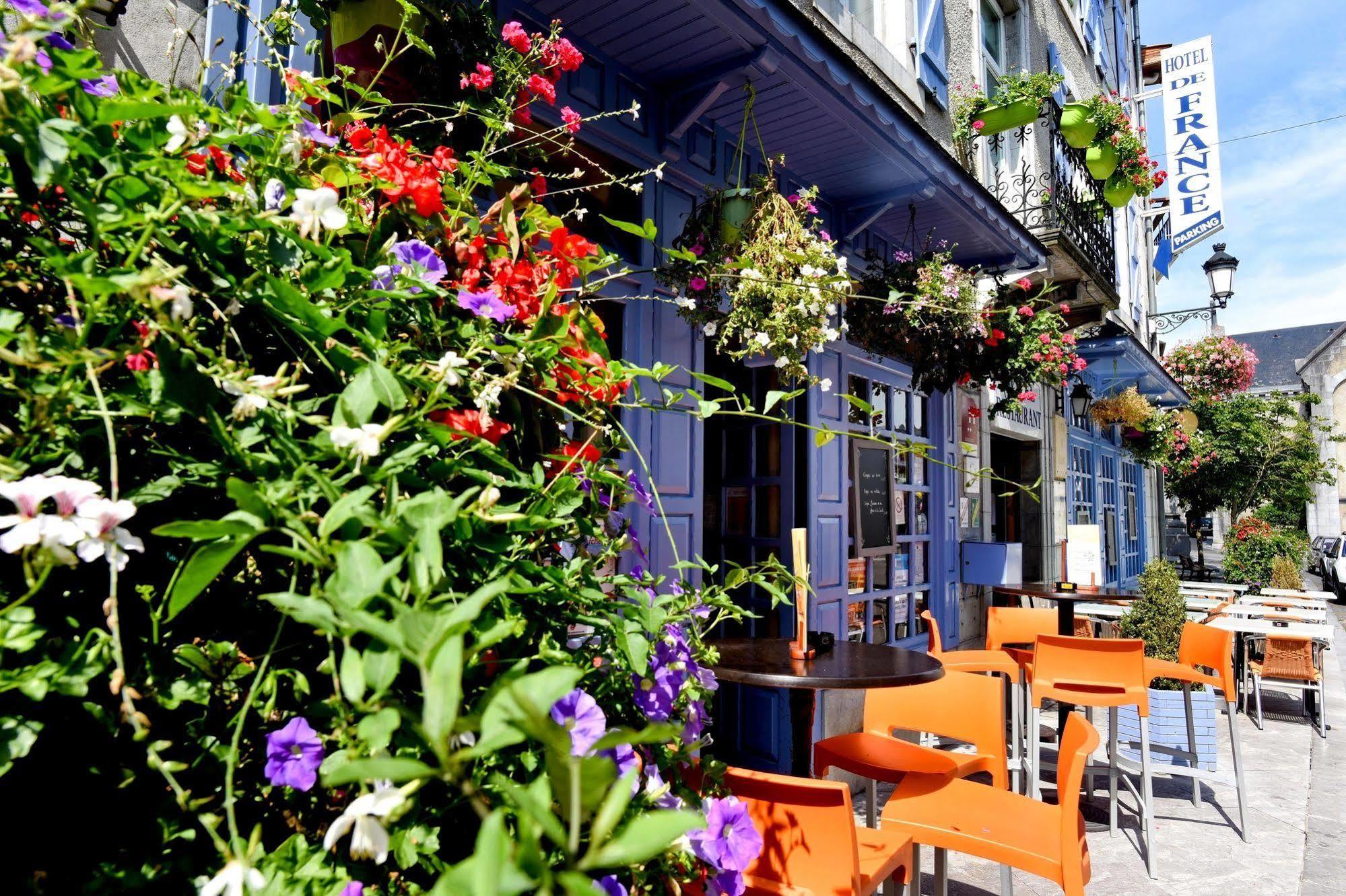 Logis Hôtel de France Arudy Buitenkant foto